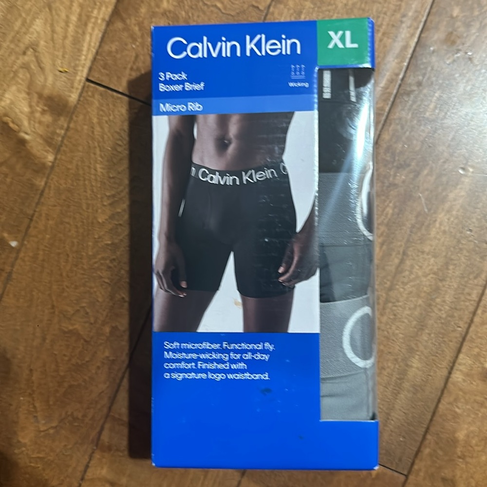 NWT Calvin Klein 3 Pack Microfiber Wicking Boxer Briefs